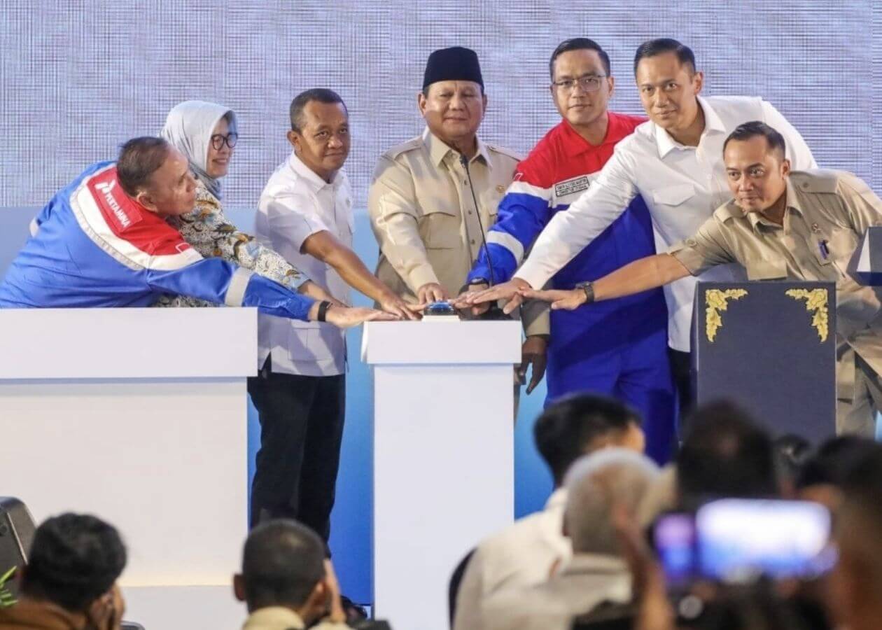 Menko AHY Tegaskan Sinergi Infrastruktur–Energi Saat Dampingi Presiden di Balikpapan