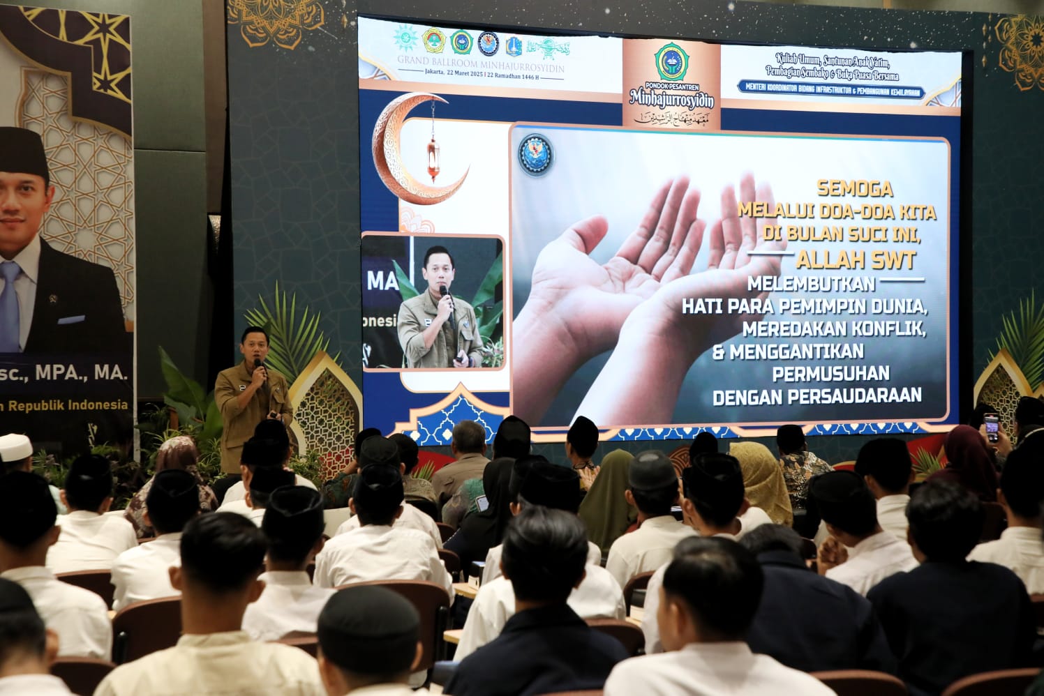 Beri Kuliah Umum dan Buka Puasa Bersama LDII, Menko AHY Serukan Optimisme di Tengah Tantangan Global