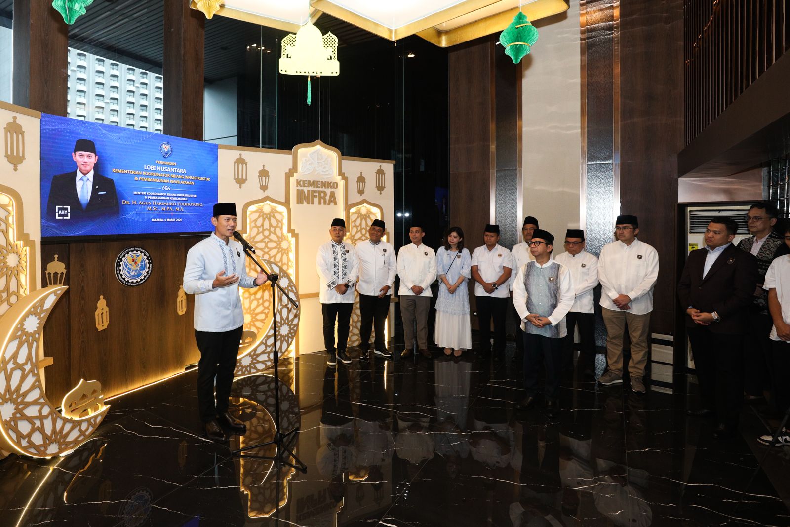 Perkuat Pelayanan Publik yang Profesional dan Kolaboratif, Menko AHY Resmikan Lobby Nusantara Kemenko Infra