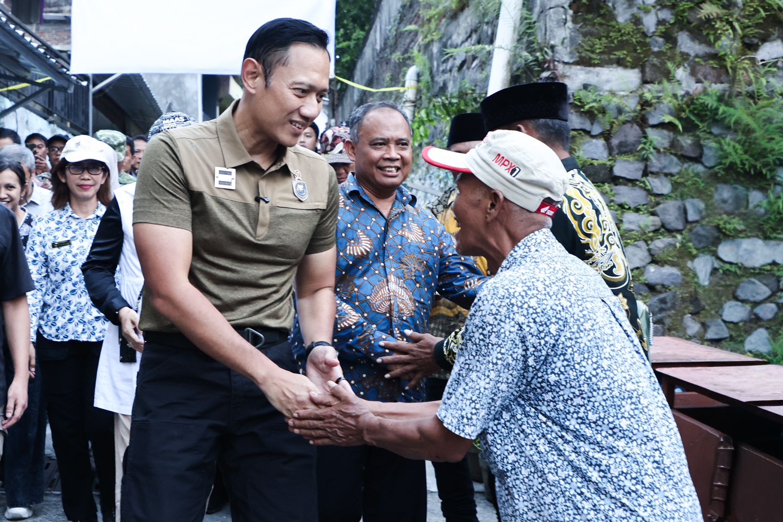 Wajah Baru Kampung Mrican DIY, Menko AHY Apresiasi Penataan Terpadu Kolaborasi dari Kumuh Jadi Tertata Rapi