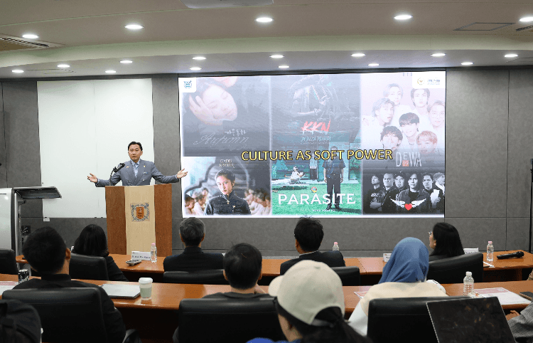 Ibas Beri Kuliah Umum di Seoul National University, Bahas Generasi Muda dan Kerja Sama Indonesia-Korea
