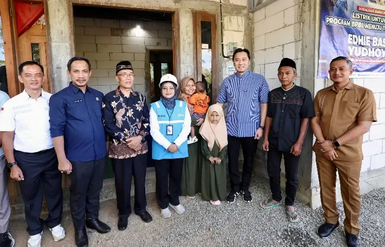 Ibas Tinjau Program BPBL di Pacitan, Dorong Pemerataan Akses Listrik bagi Masyarakat
