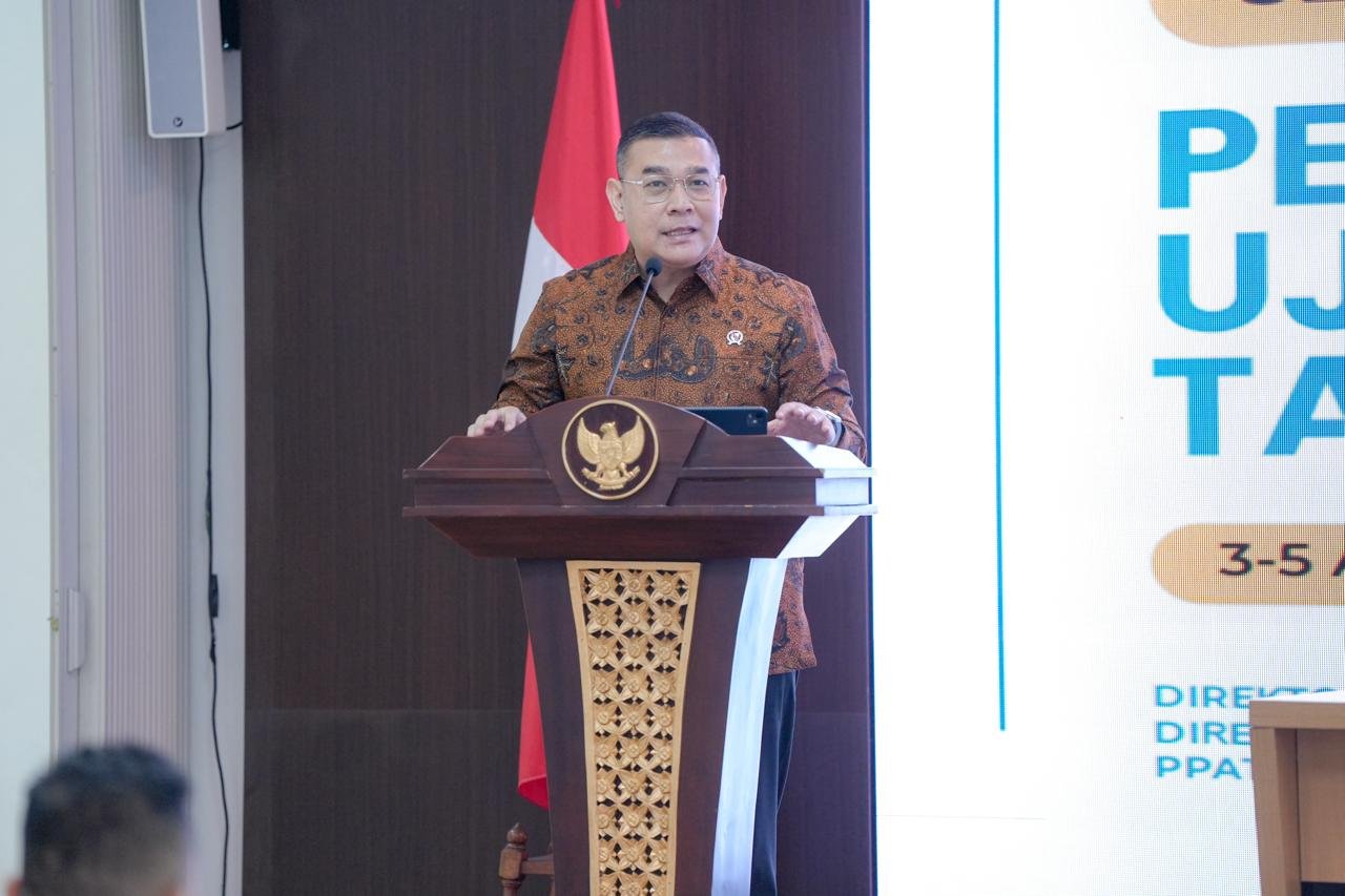 Wamen Ossy Dermawan Buka Ujian PPAT 2026, Diikuti 7.886 Peserta
